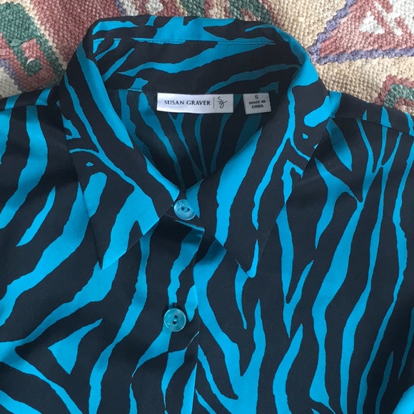 Vintage Tops - Vintage Animal Print Top